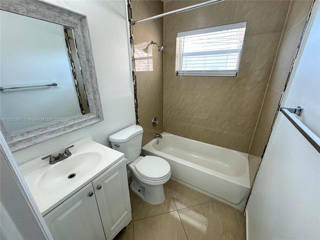 1531 SW 66th Ave, North Lauderdale, FL 33068