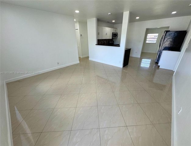 1531 SW 66th Ave, North Lauderdale, FL 33068