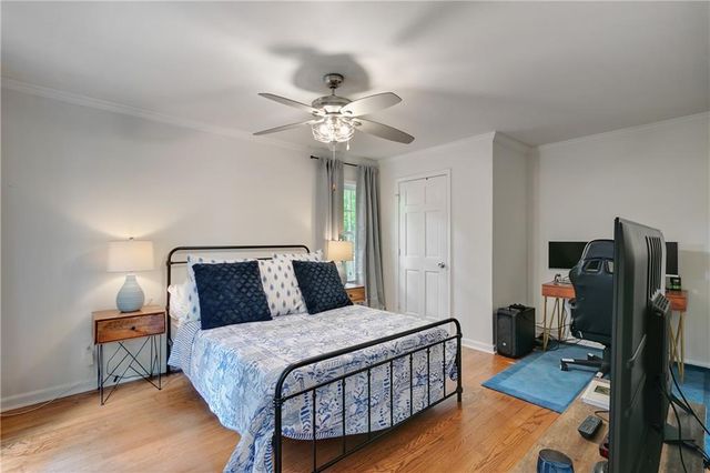 813 Lakeshore Drive, Berkeley Lake, GA 30096