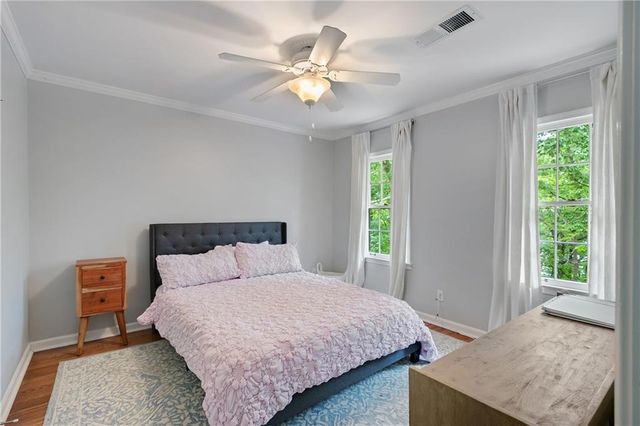 813 Lakeshore Drive, Berkeley Lake, GA 30096