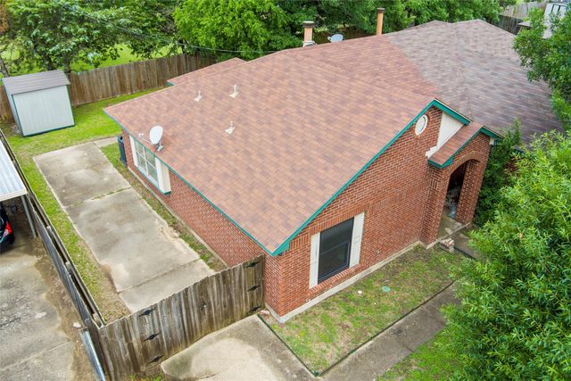 734 Lemons Street, Cedar Hill, TX 75104