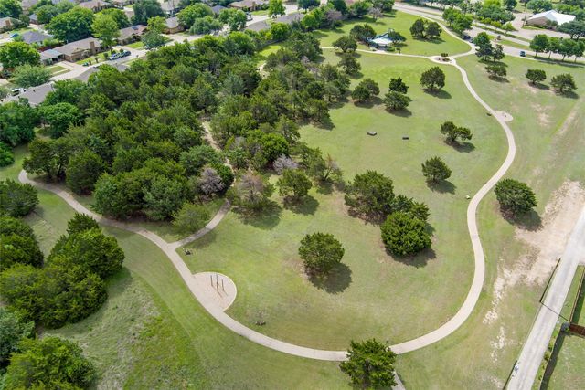 734 Lemons Street, Cedar Hill, TX 75104