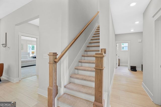 96 Whites Pond Road, Moreland, GA 30259