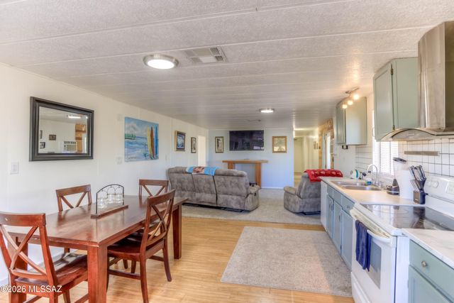 6421 N Bernice Place, Tucson, AZ 85743