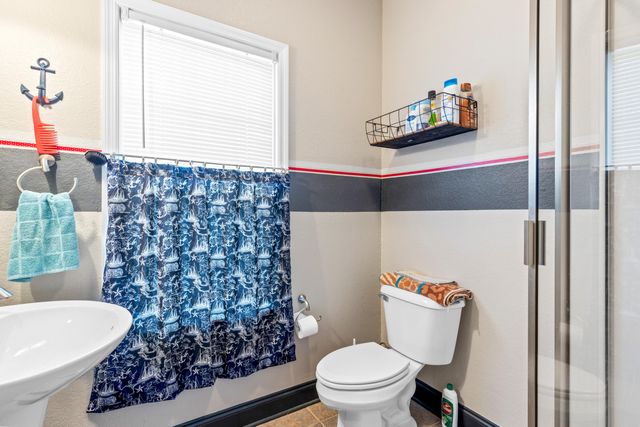 1235 New Lake Road Unit 5, Spring City, TN 37381