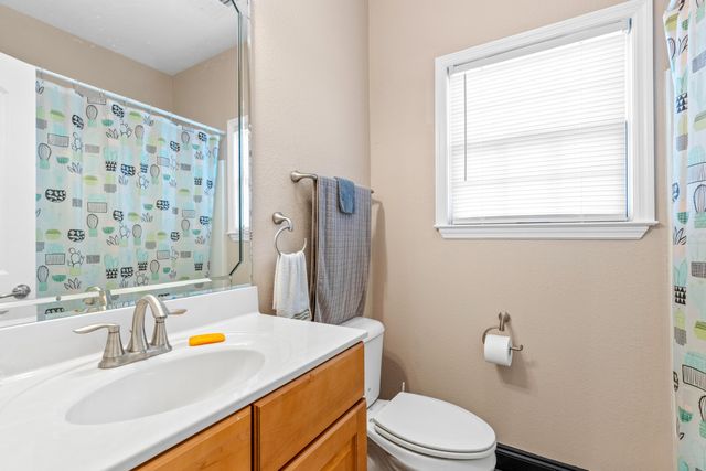 1235 New Lake Road Unit 5, Spring City, TN 37381