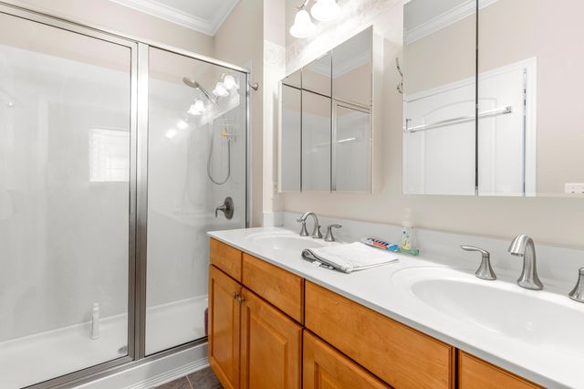 1235 New Lake Road Unit 5, Spring City, TN 37381