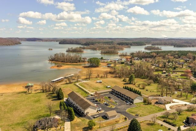 1235 New Lake Road Unit 5, Spring City, TN 37381