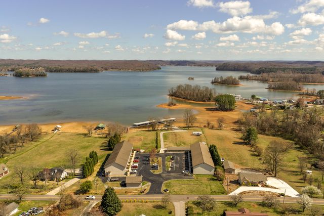 1235 New Lake Road Unit 5, Spring City, TN 37381