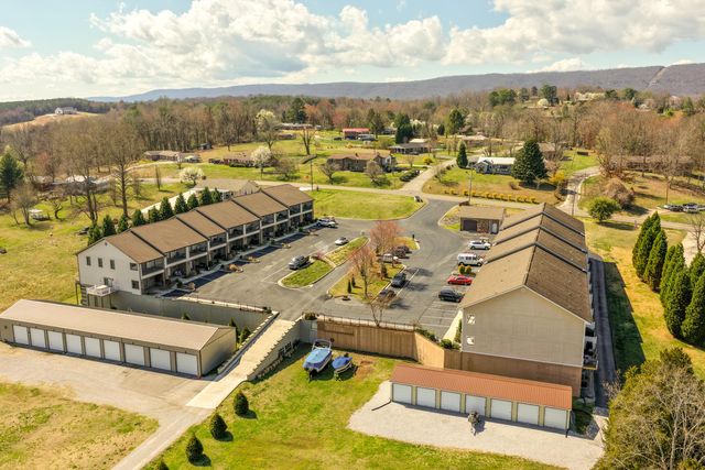 1235 New Lake Road Unit 5, Spring City, TN 37381