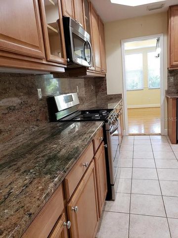 2889 BAYSHORE TRAILS DRIVE, Tampa, FL 33611