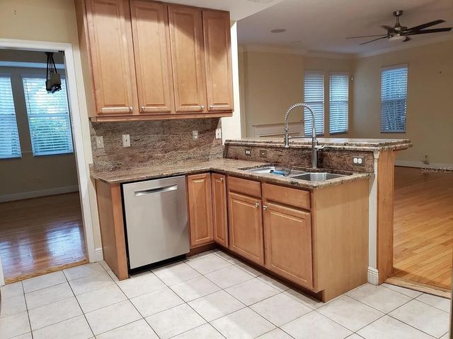2889 BAYSHORE TRAILS DRIVE, Tampa, FL 33611