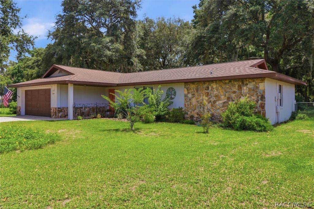 3103 S Bay Berry Point, Inverness, FL 34450