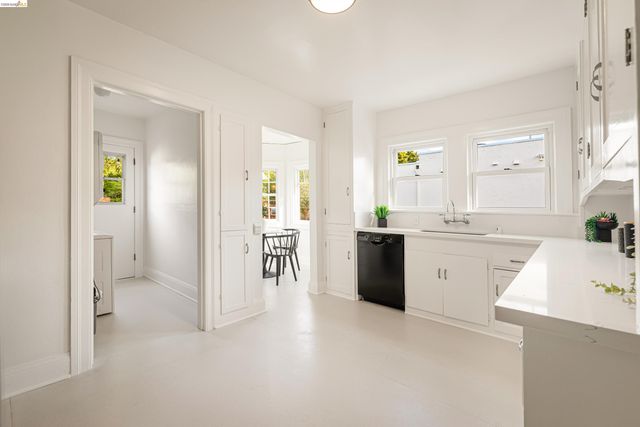 424 Key Blvd, Richmond, CA 94805