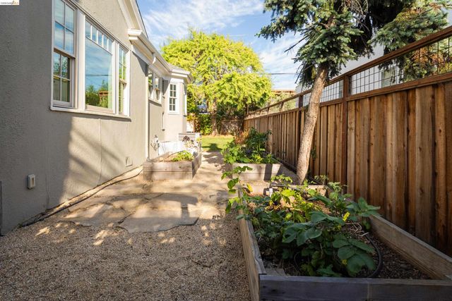 424 Key Blvd, Richmond, CA 94805