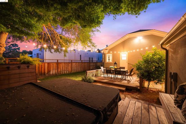 424 Key Blvd, Richmond, CA 94805