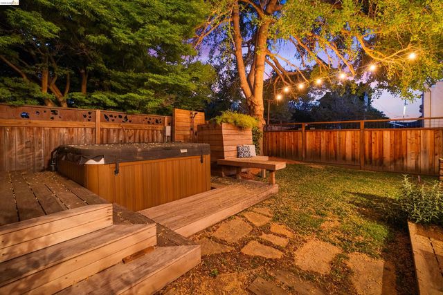 424 Key Blvd, Richmond, CA 94805