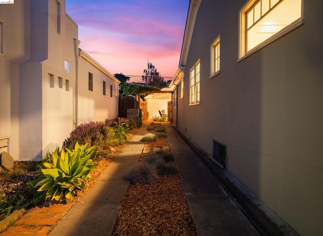 424 Key Blvd, Richmond, CA 94805