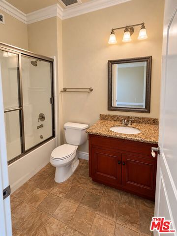 1101 East Avenue 102, Burbank, CA 91504