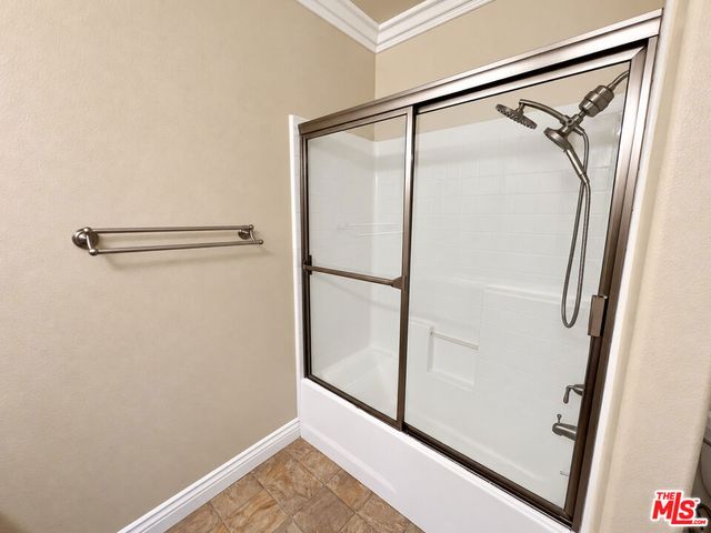 1101 East Avenue 102, Burbank, CA 91504
