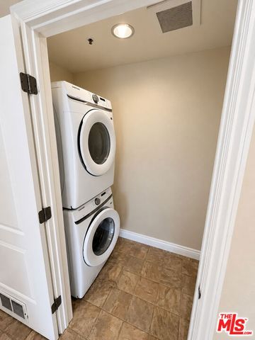 1101 East Avenue 102, Burbank, CA 91504