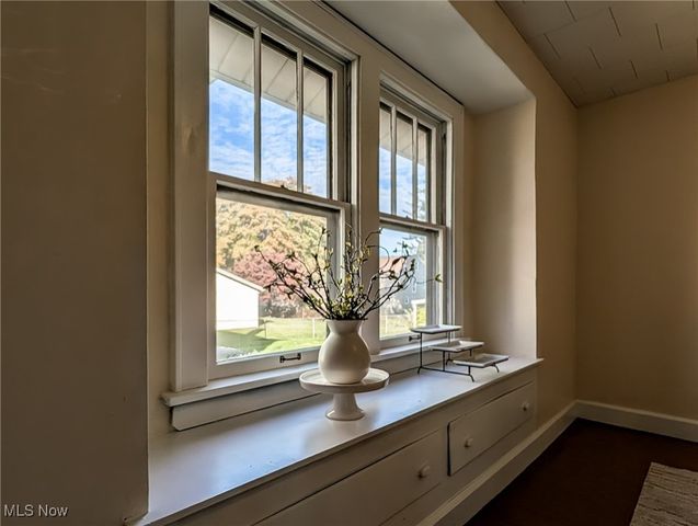 17 W Woodsdale Avenue, Akron, OH 44301