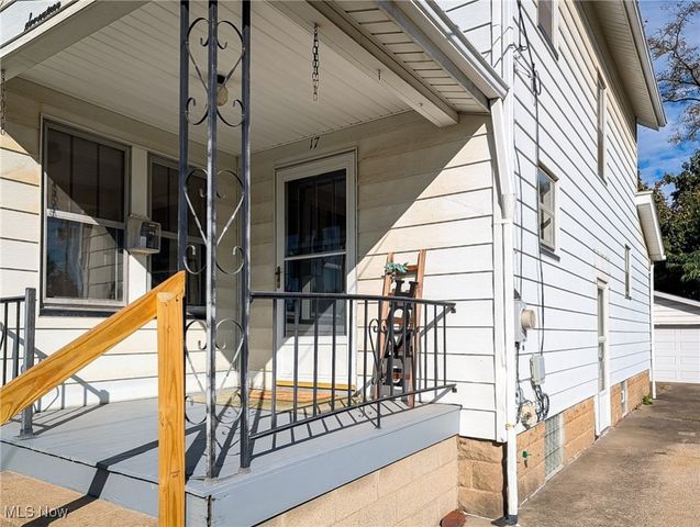 17 W Woodsdale Avenue, Akron, OH 44301