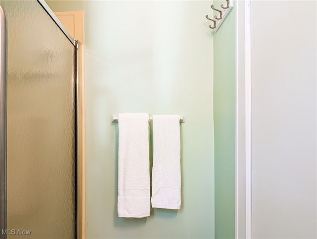 17 W Woodsdale Avenue, Akron, OH 44301