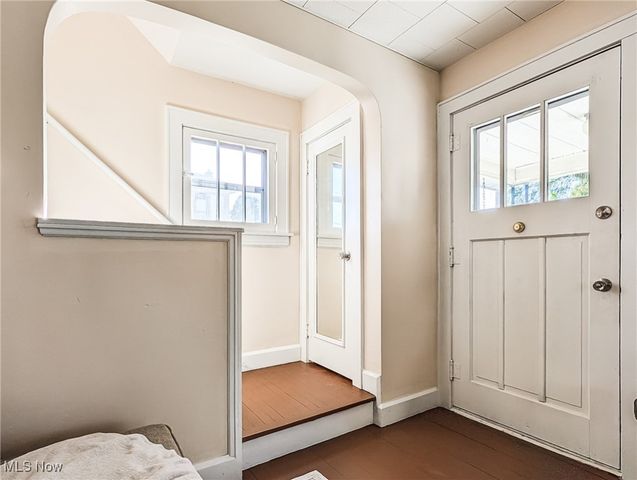 17 W Woodsdale Avenue, Akron, OH 44301