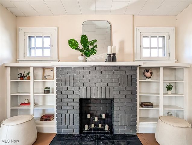 17 W Woodsdale Avenue, Akron, OH 44301