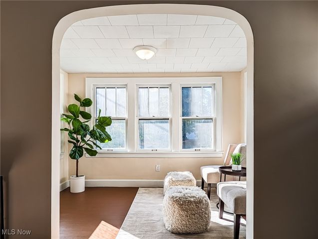 17 W Woodsdale Avenue, Akron, OH 44301