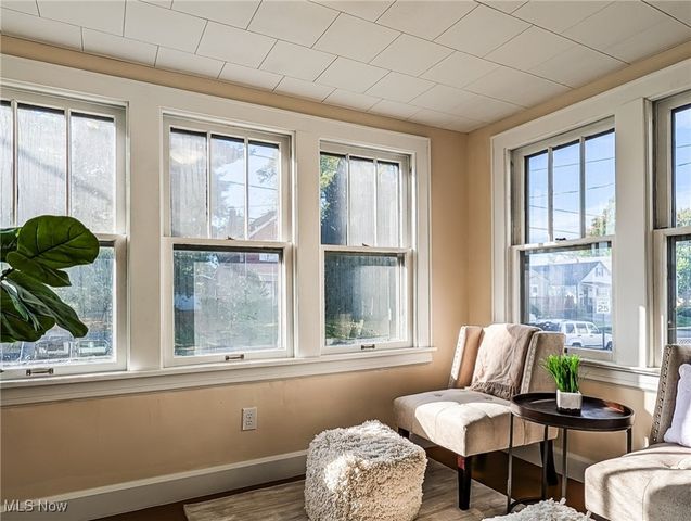 17 W Woodsdale Avenue, Akron, OH 44301