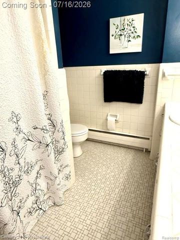 2820 Woodslee Drive 301, Royal Oak, MI 48073