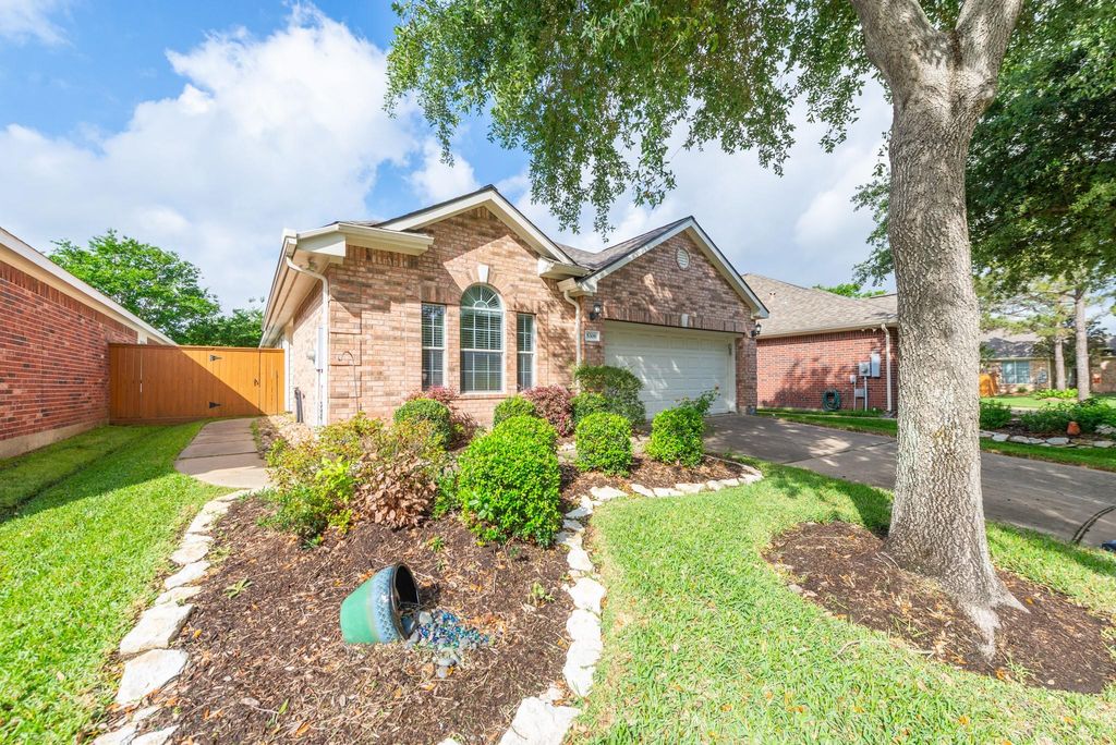 5306 Thorngate Court, Katy, TX 77494