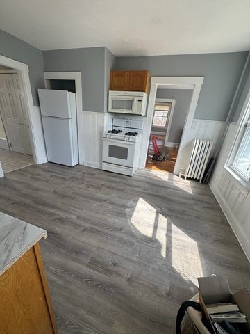 20 Beulah St 1, Whitman, MA 02382