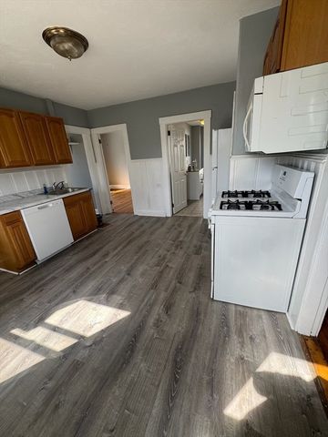 20 Beulah St 1, Whitman, MA 02382