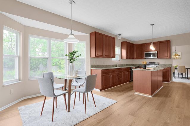 921 Mcmunn Street, Pickerington, OH 43147