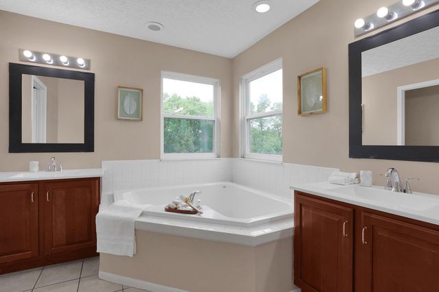 921 Mcmunn Street, Pickerington, OH 43147