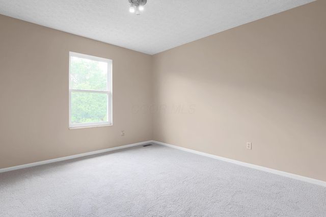 921 Mcmunn Street, Pickerington, OH 43147