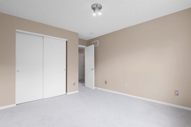 921 Mcmunn Street, Pickerington, OH 43147