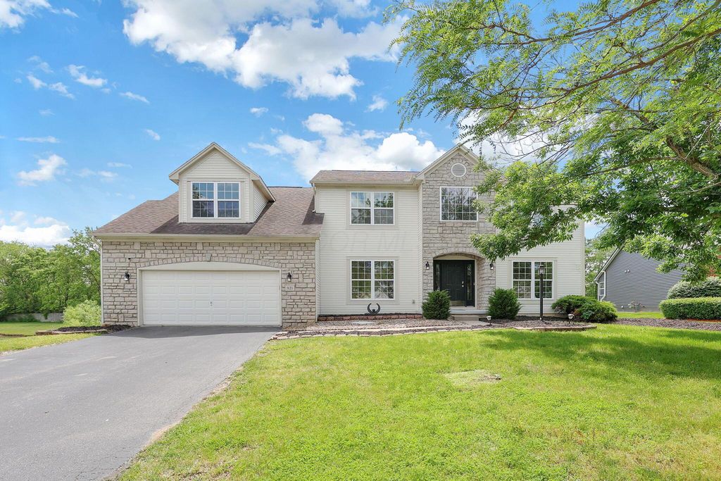921 Mcmunn Street, Pickerington, OH 43147