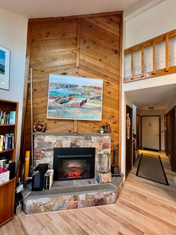 207 Ledge Drive, Torrington, CT 06790