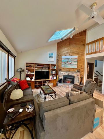 207 Ledge Drive, Torrington, CT 06790