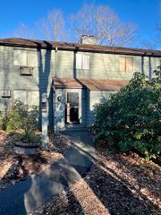 207 Ledge Drive, Torrington, CT 06790