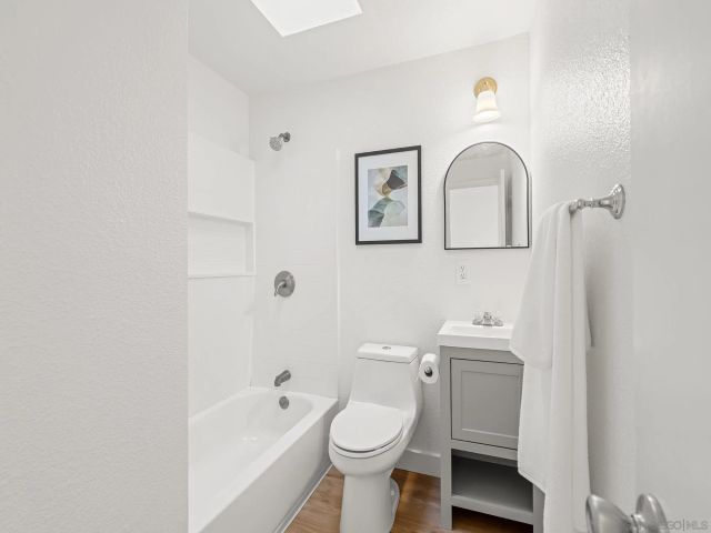9342 Fermi Ave, San Diego, CA 92123
