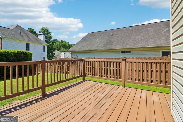 105 Woodbrooke Court, Fayetteville, GA 30214