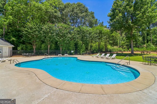 105 Woodbrooke Court, Fayetteville, GA 30214