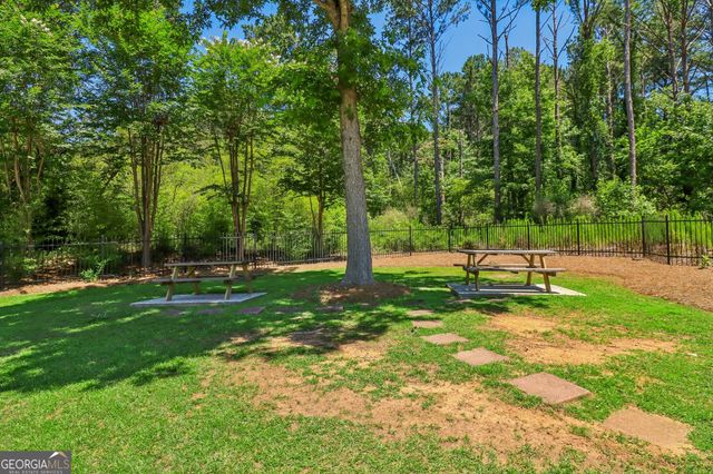 105 Woodbrooke Court, Fayetteville, GA 30214