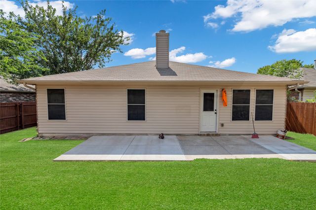 5132 Bedfordshire Drive, Fort Worth, TX 76135