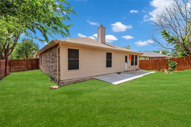 5132 Bedfordshire Drive, Fort Worth, TX 76135